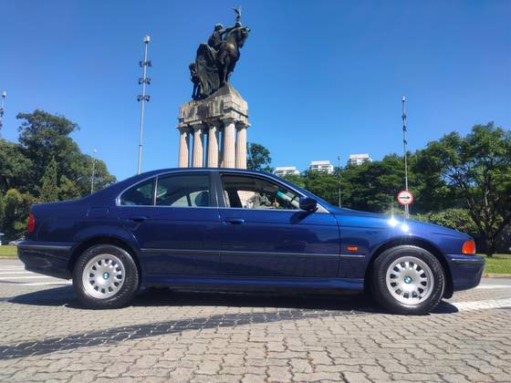 BMW 528i 2.8 SEDAN 24V GASOLINA 4P MANUAL BMW 528i 2.8 SEDAN 24V GASOLINA 4P MANUAL